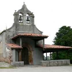 Iglesia de Santiago de Arlós