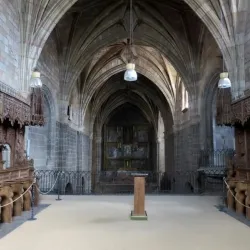 Sillería del coro y retablo del altar mayor de Berruguete 11