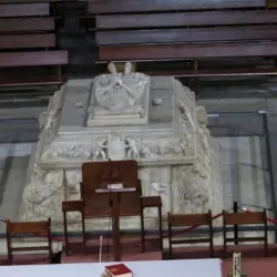 Sepulcro del Príncipe Juan 13