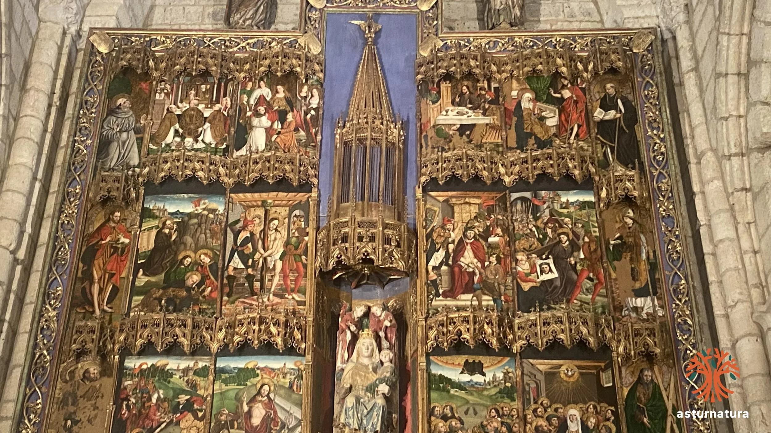 Iglesia de Santa María La Blanca de Villalcázar de Sirga 4