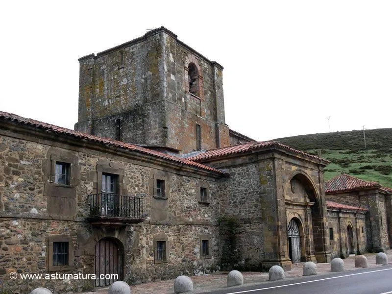 Colegiata de Santa María de Arbas
