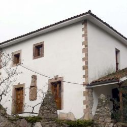 Casa de Florez Valdés