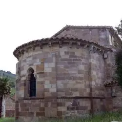 Iglesia de Santa María de Yermo LX