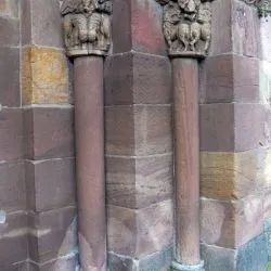 Iglesia de Santa María de Yermo VI 8