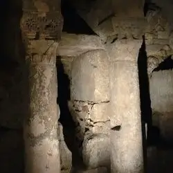 Cripta de San Antolín VI