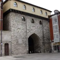 Arco de Santa María X