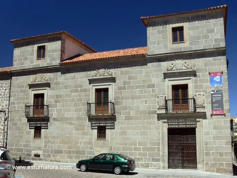 Palacio de los Superunda de Ávila
