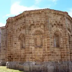 Iglesia de San Lorenzo de Vallejo de Mena