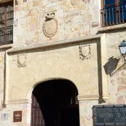 Palacio de los Condes de Alba y Aliste de Zamora