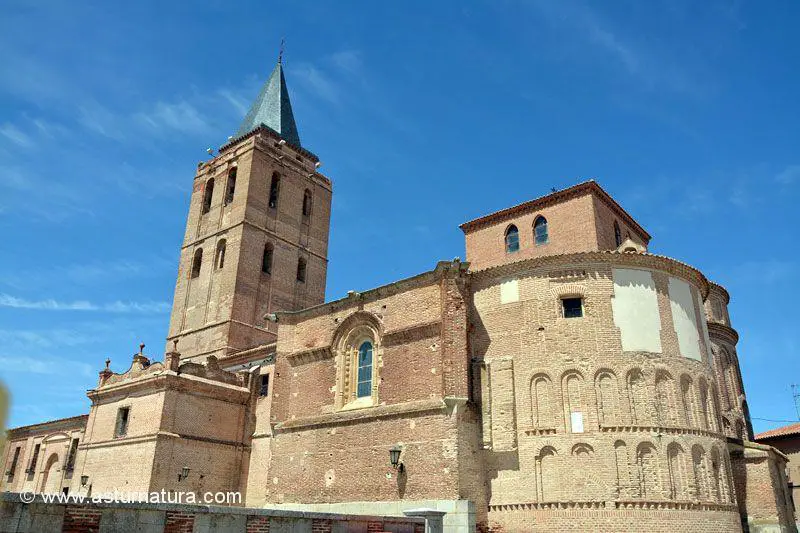Iglesia de San Nicolás de Madrigal de las Altas Torres