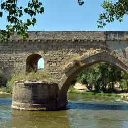Puente Mayor de Toro