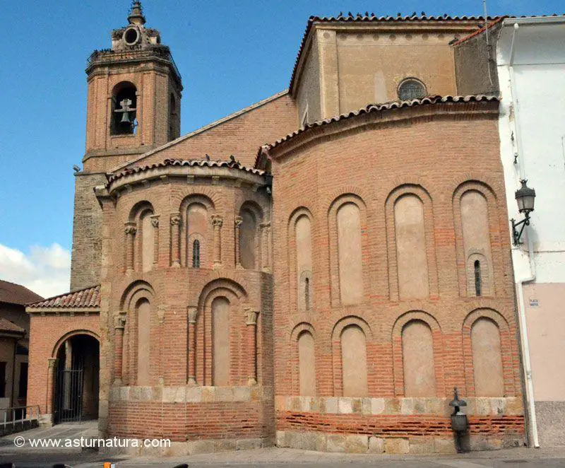 Iglesia De San Juan De Alba De Tormes